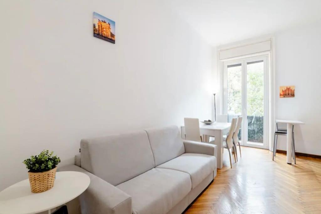 Greta'S Home A 15 Minuti Dal Duomo Милан Экстерьер фото